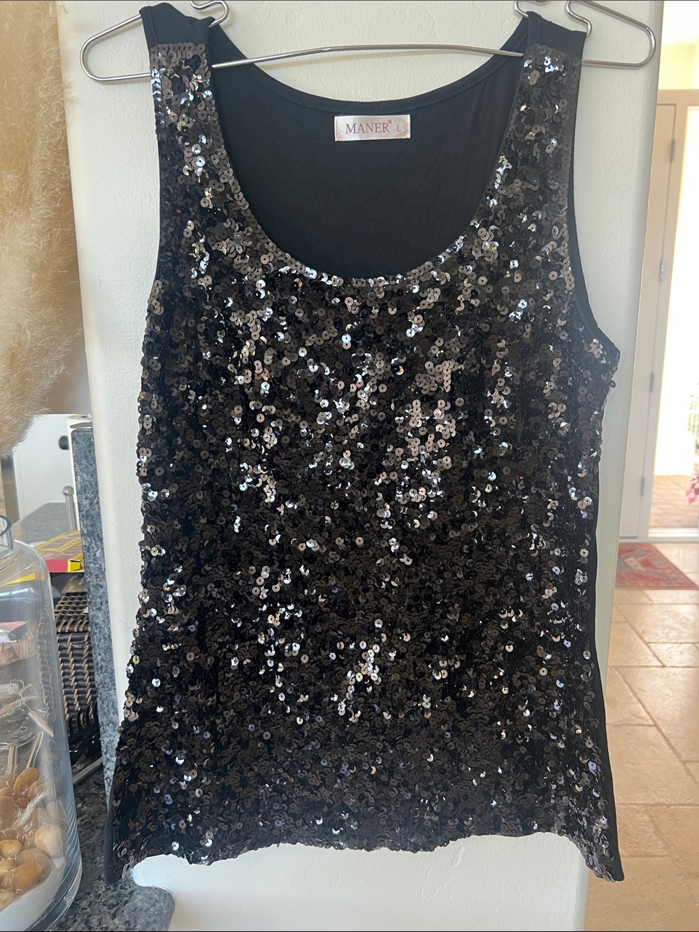 MANER Black Sequin Scoop Neck Tank